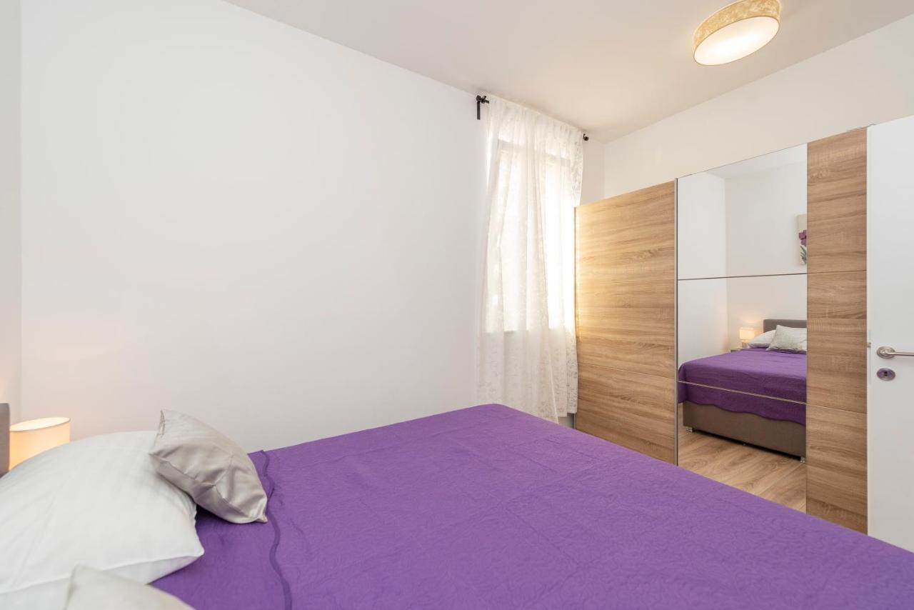 Villa Eni Apartments 2 만드레 외부 사진