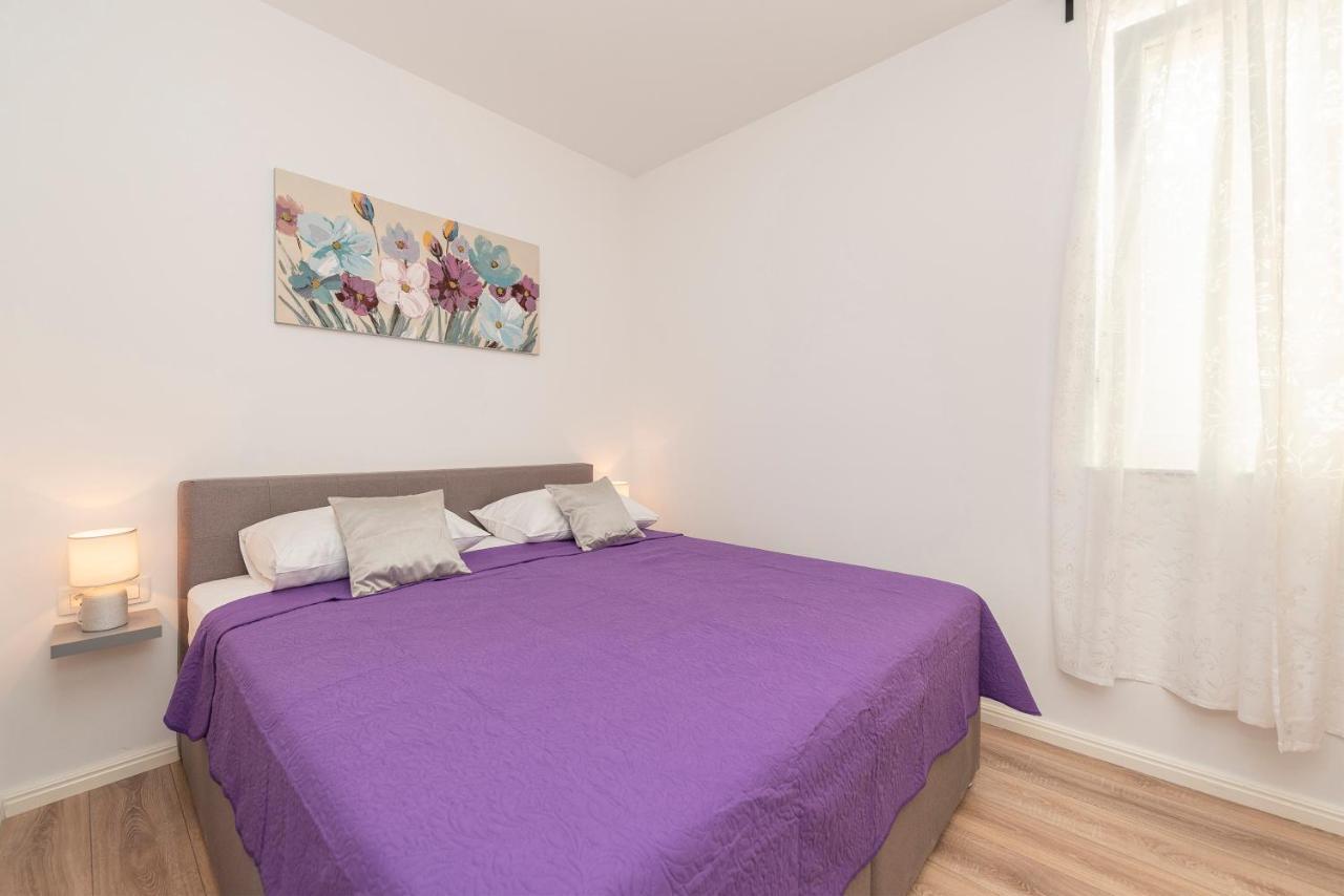 Villa Eni Apartments 2 만드레 외부 사진